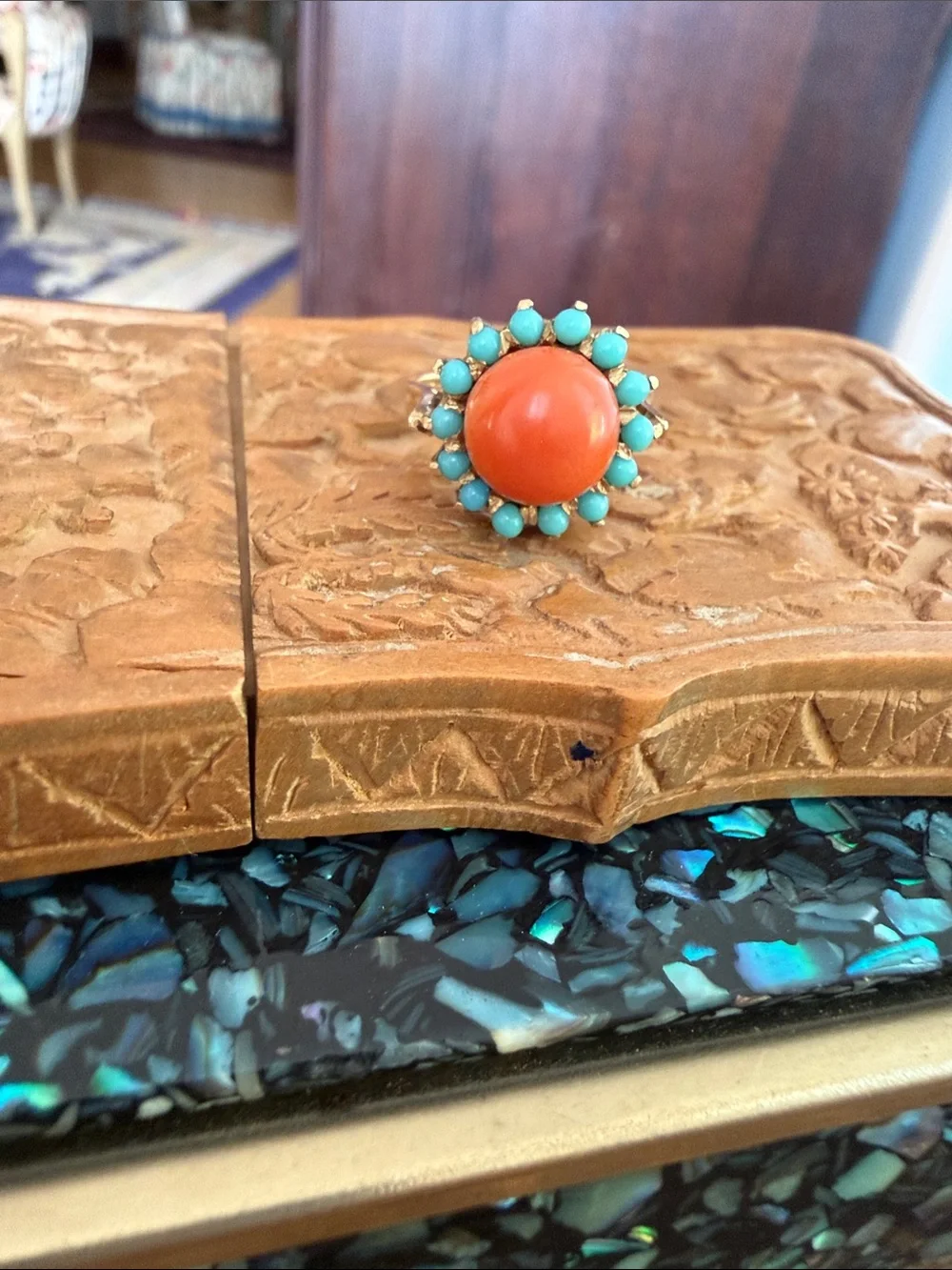 Vintage 14K Gold Sunburst ☀️Ring with Coral Center and Turquoise Halo